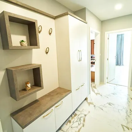 Инфинити Apartment Burgas