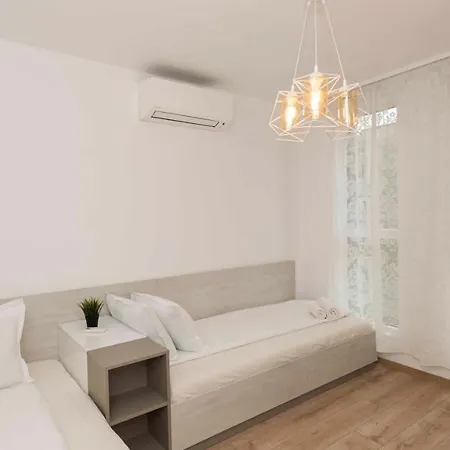 Инфинити Apartment *