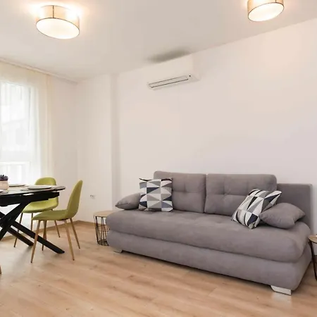 Apartment Инфинити Burgas