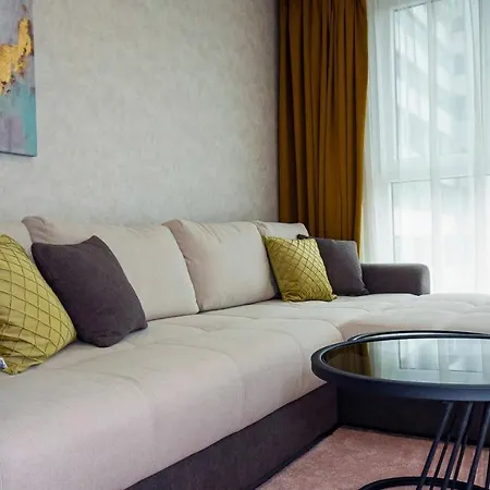 Инфинити Apartment Burgas