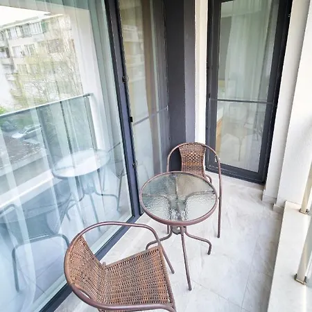Инфинити Apartamento Burgas
