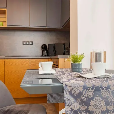 Инфинити Apartamento Burgas